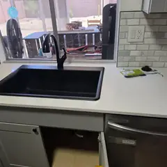 New black undermount kitchen sink and faucet